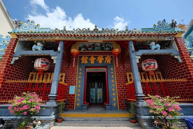 Khám phá vẻ đẹp của chùa Ông Cần Thơ: Di tích lịch sử và danh thắng tâm linh